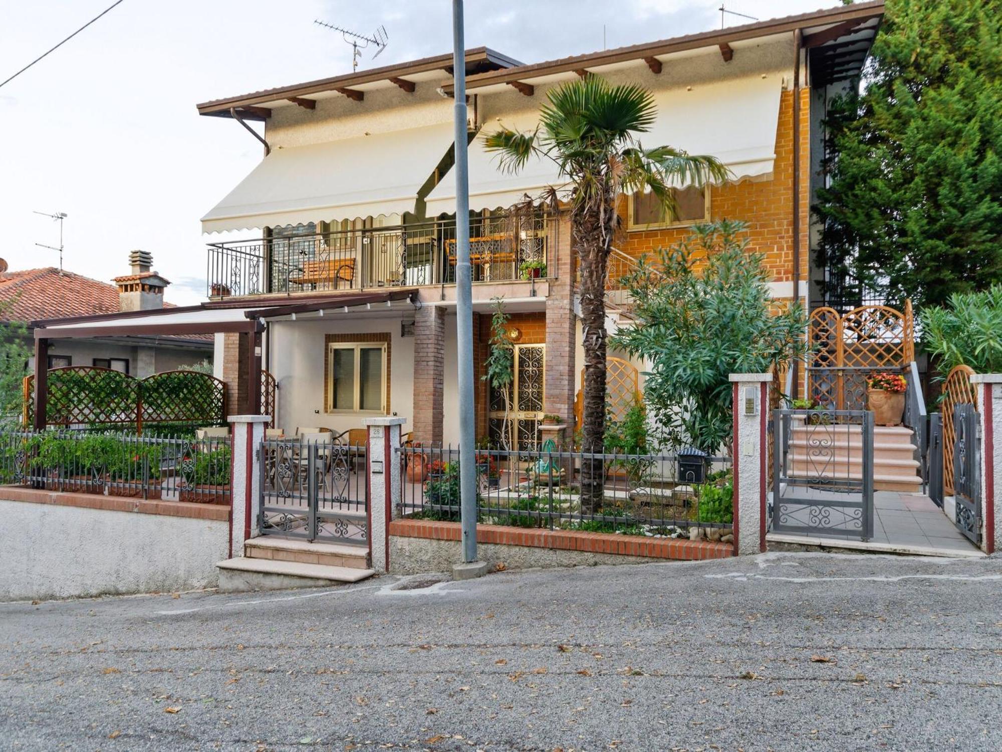 Pleasant Apartment With Courtyard Saludecio Exteriér fotografie